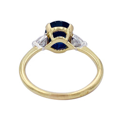 Bague saphir ovale, diamants troïdas - Castafiore