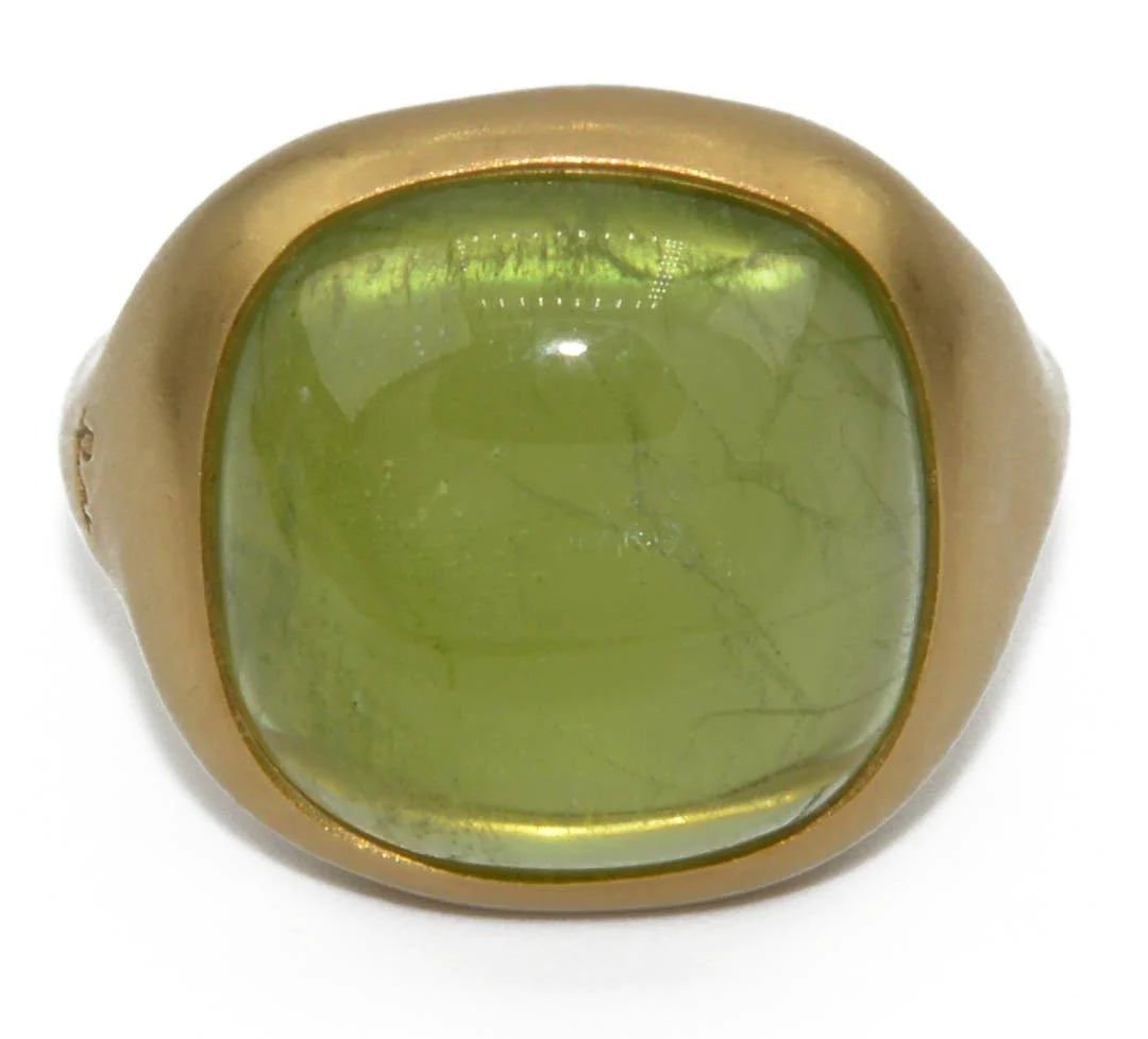 Bague signée Pomellato ornée d'un péridot - Castafiore