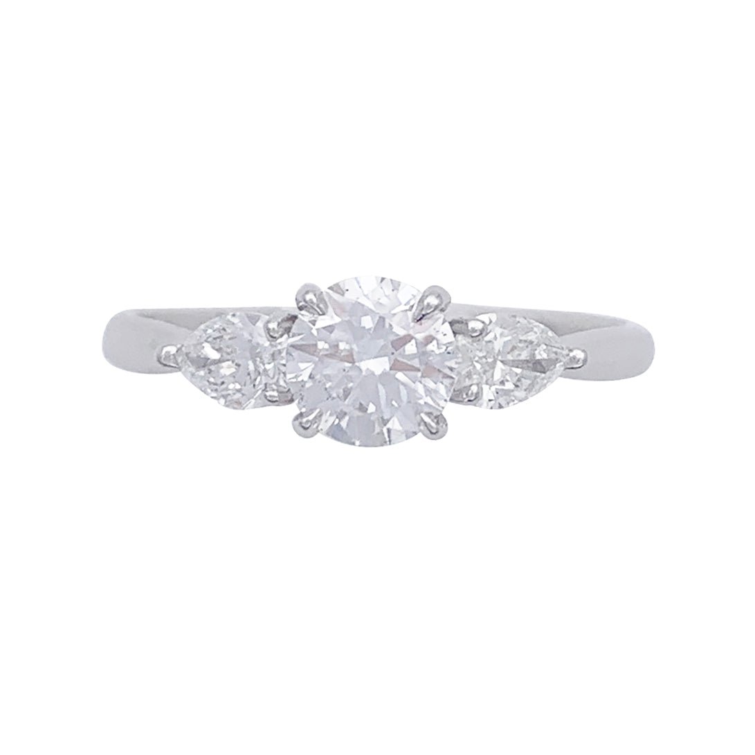 Bague solitaire accompagné - Castafiore