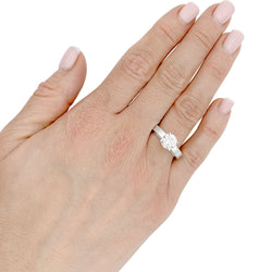 Bague Solitaire CARTIER "Déclaration" en platine et diamant - Castafiore