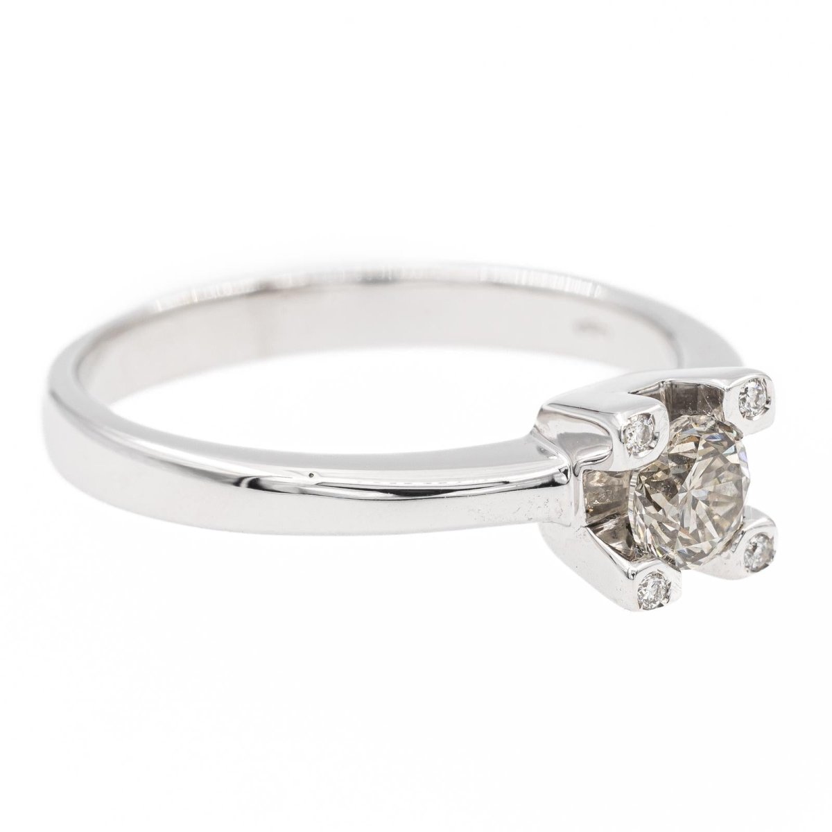 Bague Solitaire en or blanc et diamant - Castafiore
