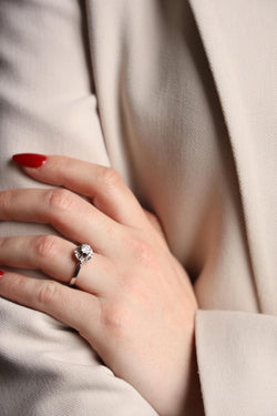 Bague Solitaire en or blanc et diamant - Castafiore