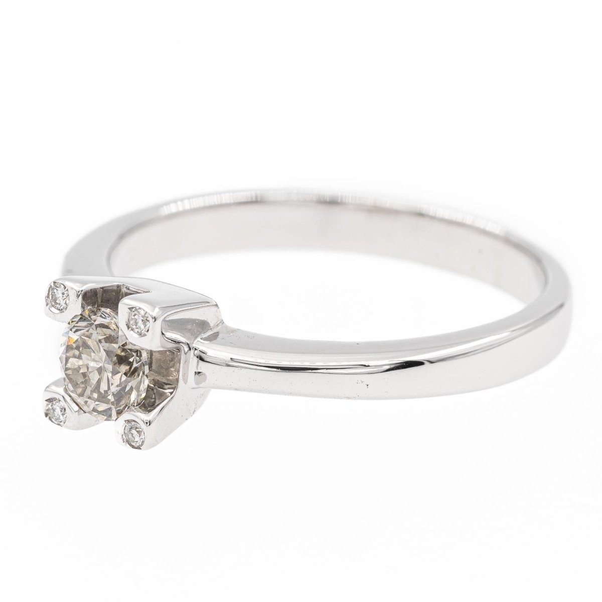 Bague Solitaire en or blanc et diamant - Castafiore