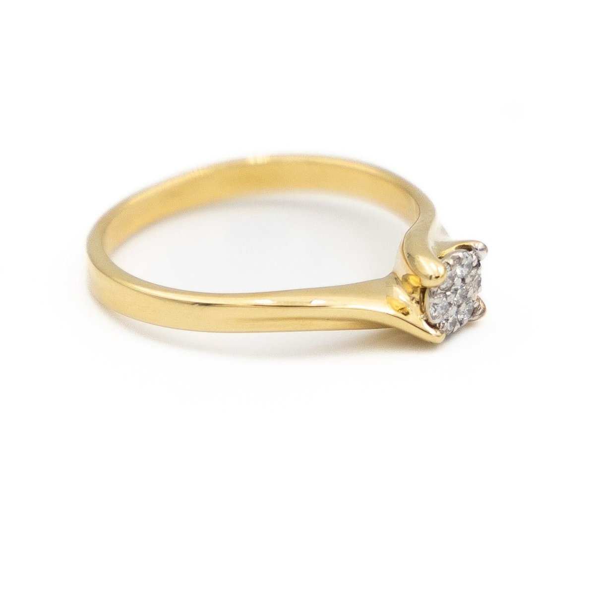 Bague Solitaire en or jaune et diamants - Castafiore