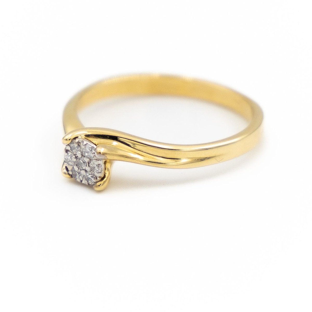 Bague Solitaire en or jaune et diamants - Castafiore