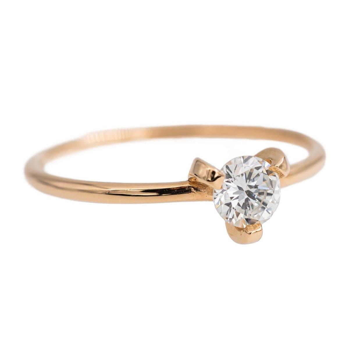 Bague Solitaire en or rose et diamant - Castafiore