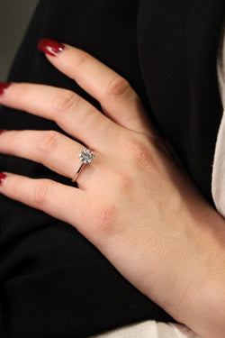 Bague Solitaire en platine et diamant - Castafiore