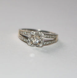 Bague Solitaire MAUBOUSSIN "Chance of Love" en or blanc et diamant - Castafiore