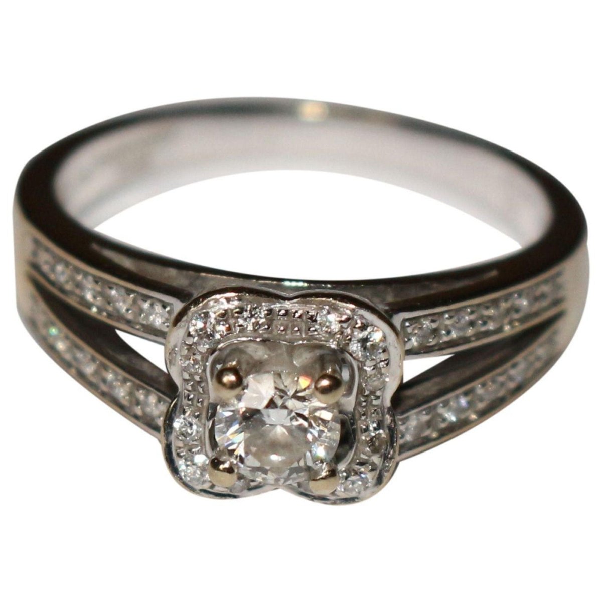 Bague Solitaire MAUBOUSSIN "Chance of Love" en or blanc et diamant - Castafiore