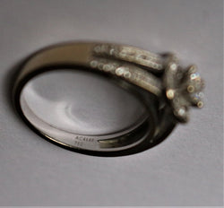 Bague Solitaire MAUBOUSSIN "Chance of Love" en or blanc et diamant - Castafiore