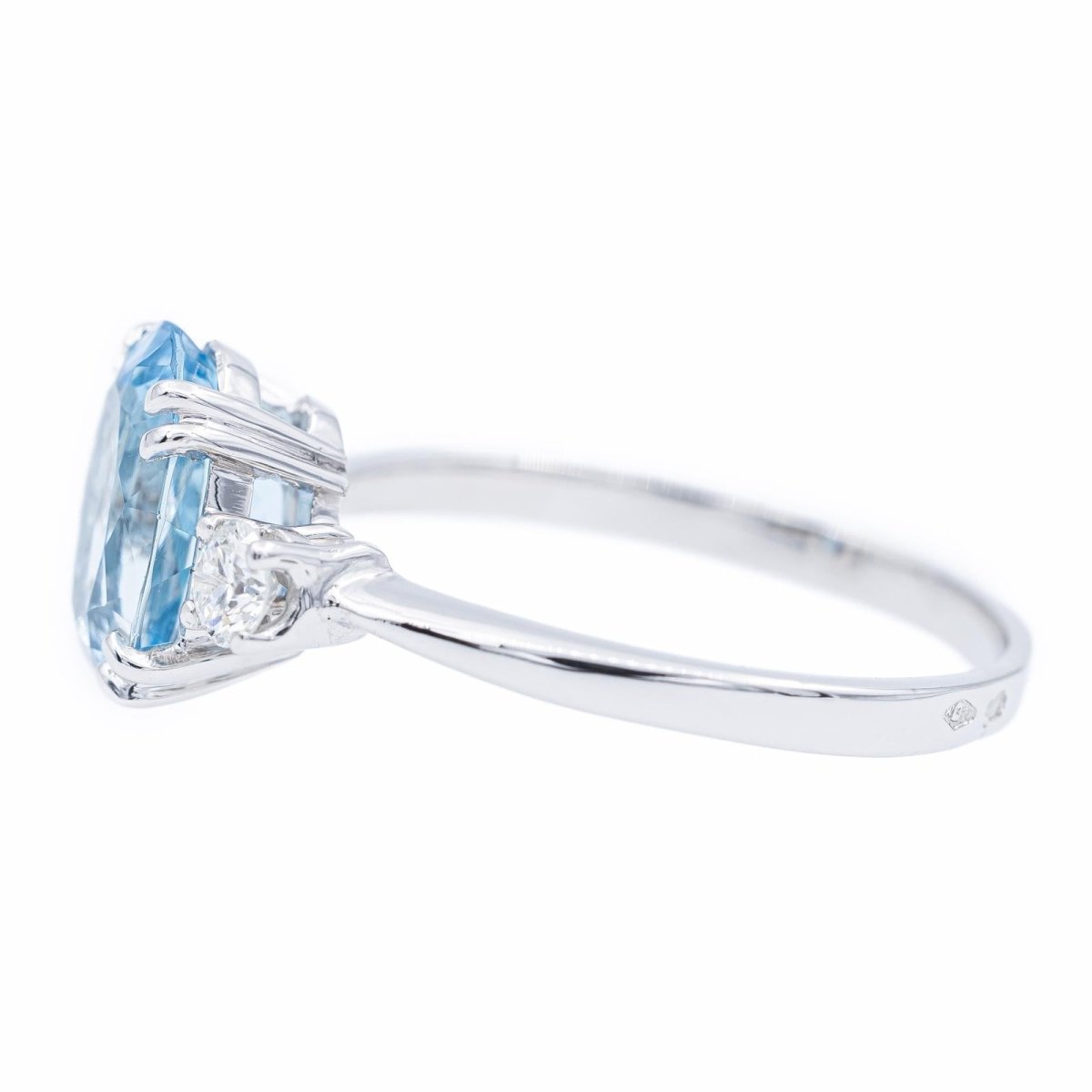 Bague Solitaire Or blanc Aigue-Marine - Castafiore