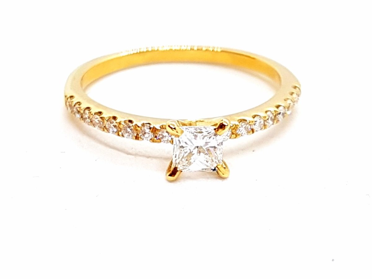 Bague Solitaire Or jaune Diamant - Castafiore