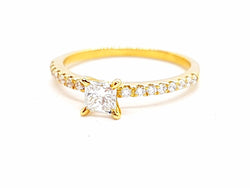 Bague Solitaire Or jaune Diamant - Castafiore