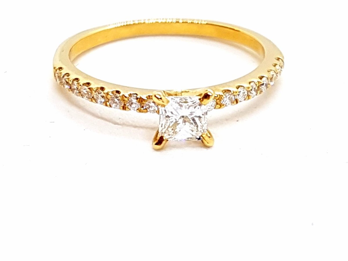 Bague Solitaire Or jaune Diamant - Castafiore