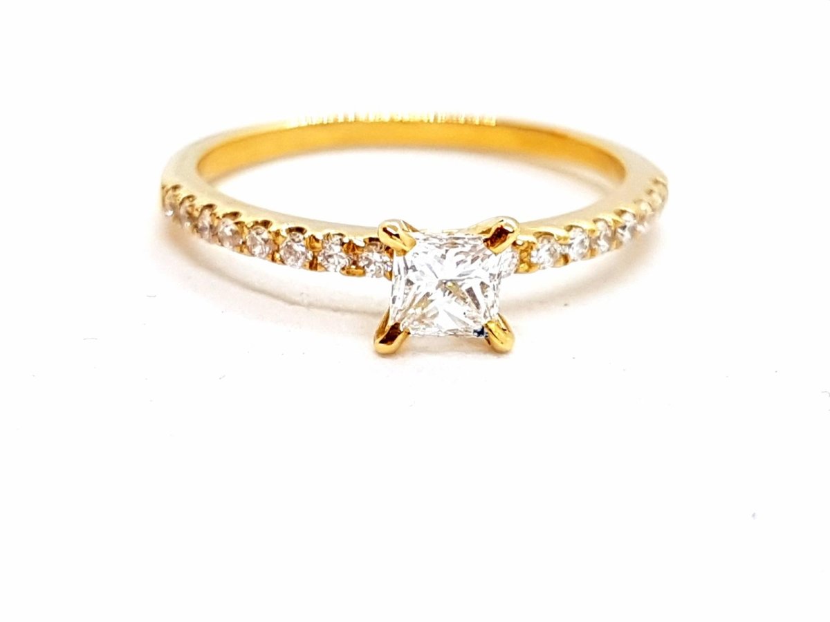 Bague Solitaire Or jaune Diamant - Castafiore