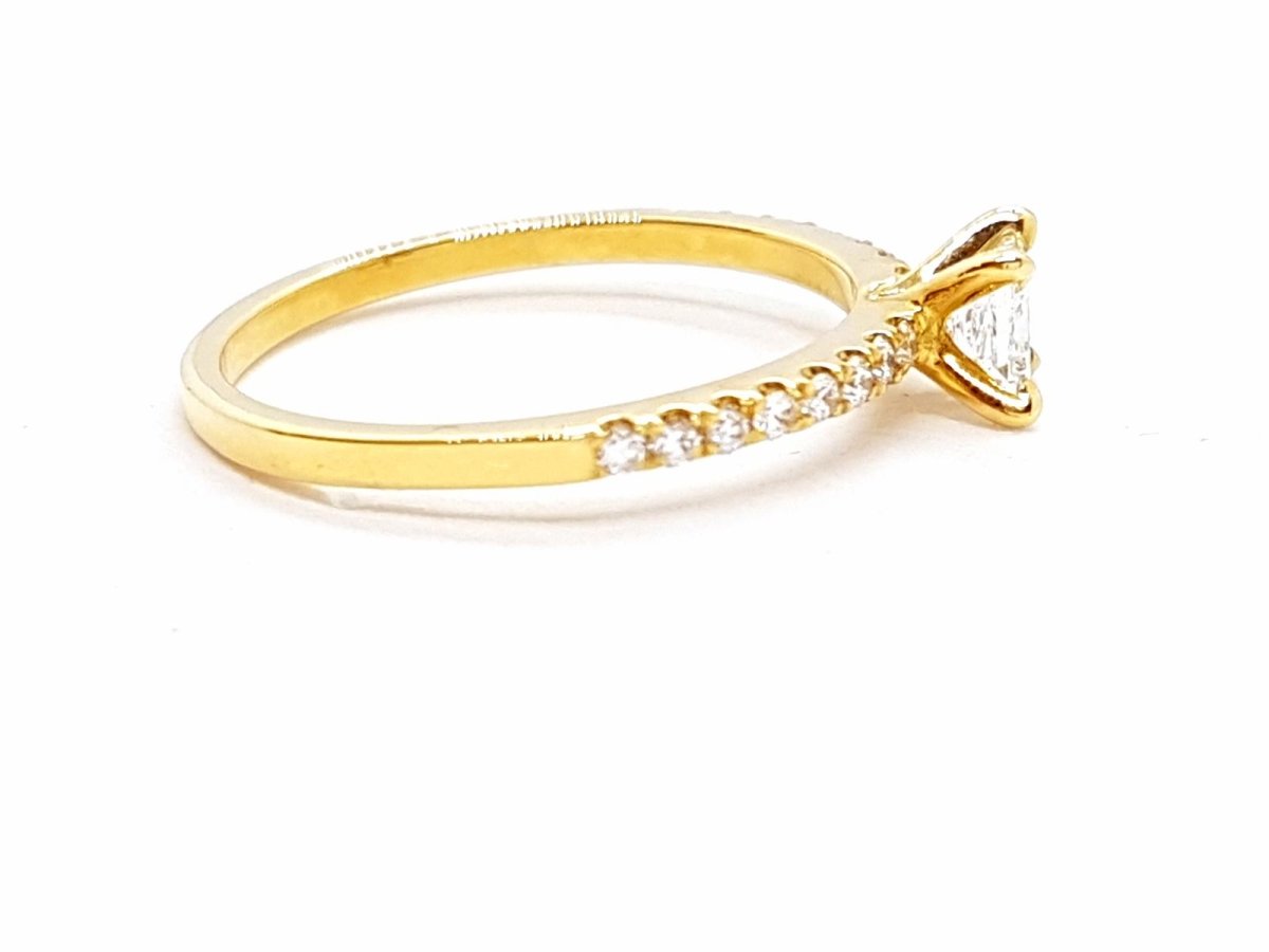 Bague Solitaire Or jaune Diamant - Castafiore