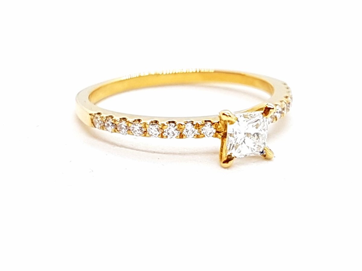 Bague Solitaire Or jaune Diamant - Castafiore