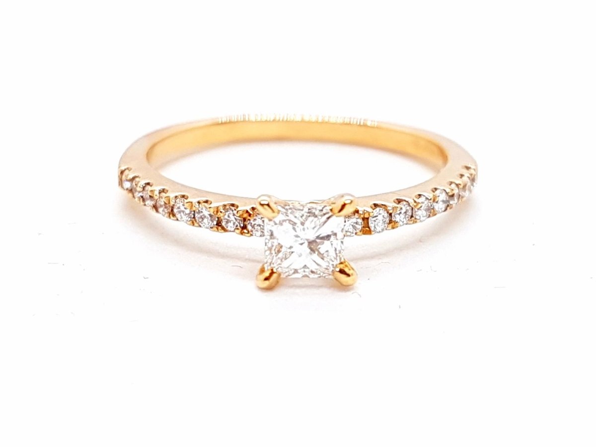 Bague Solitaire Or rose Diamant - Castafiore