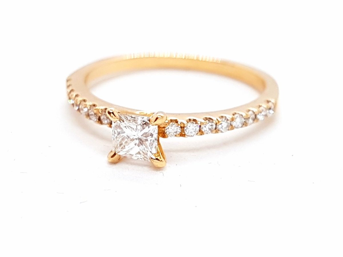 Bague Solitaire Or rose Diamant - Castafiore