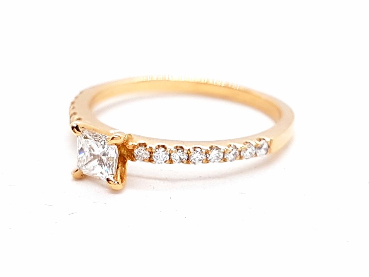 Bague Solitaire Or rose Diamant - Castafiore