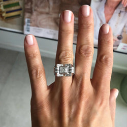 Bague tank en or gris et diamant - Castafiore