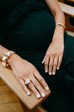 Bague "Tank" en or jaune et diamants - Castafiore