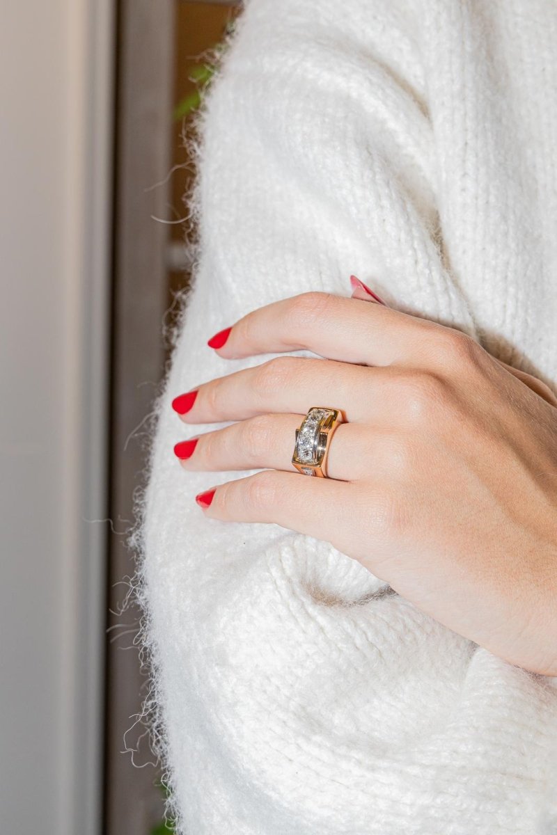 Bague Tank en or jaune et diamants - Castafiore