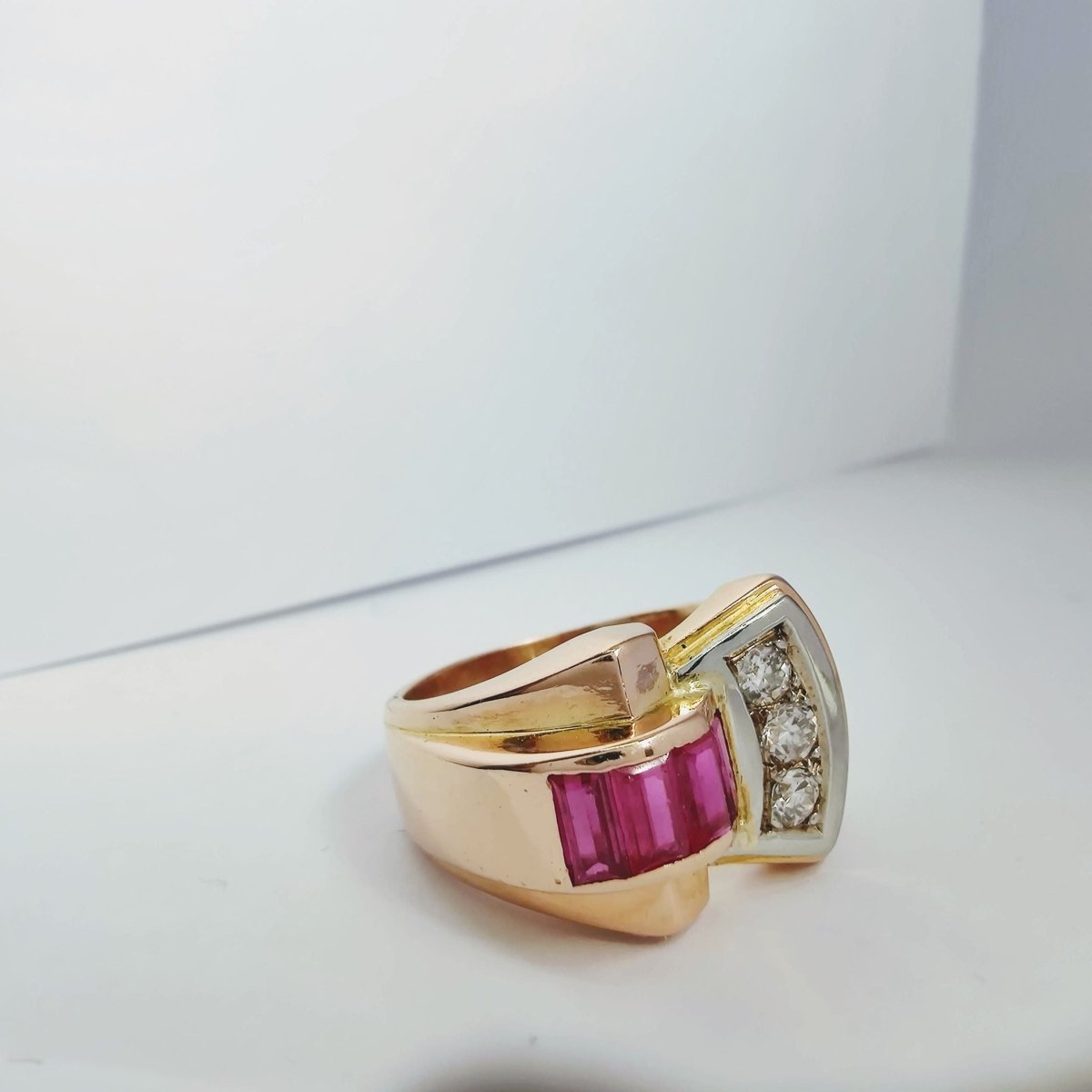 Bague tank en or rose et diamants - Castafiore