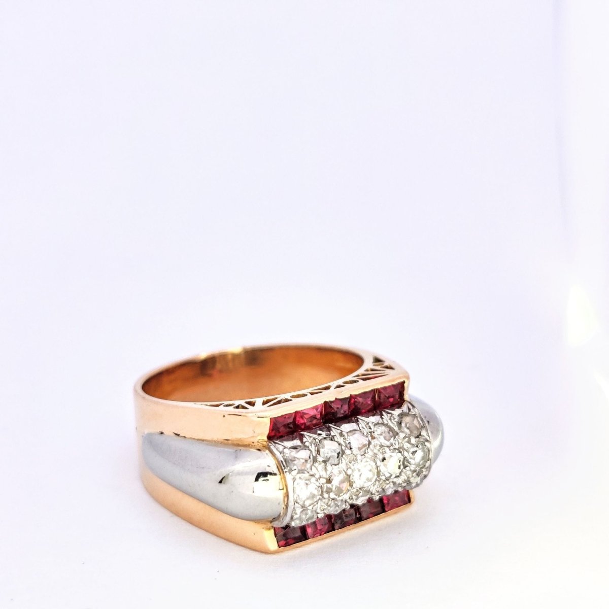 Bague tank en or rose et diamants - Castafiore