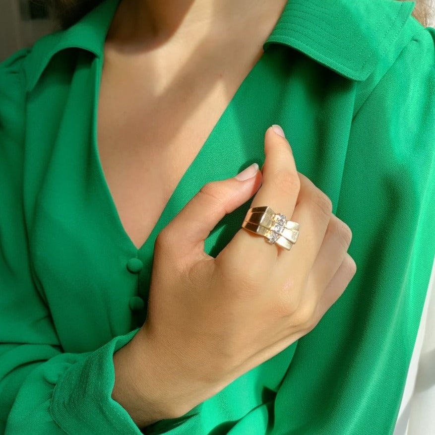 Bague Tank nœud en or jaune et diamants - Castafiore