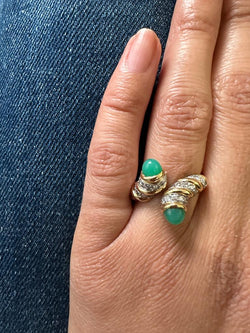 Bague Toi et moi en or jaune, brillants et chrysoprases - Castafiore