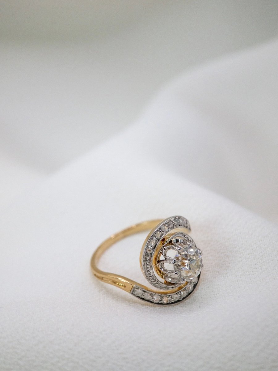 Bague tourbillon en or et diamant Old European Cut 0,9ct - Castafiore