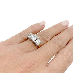 Bague trilogie diamants, or et platine - Castafiore
