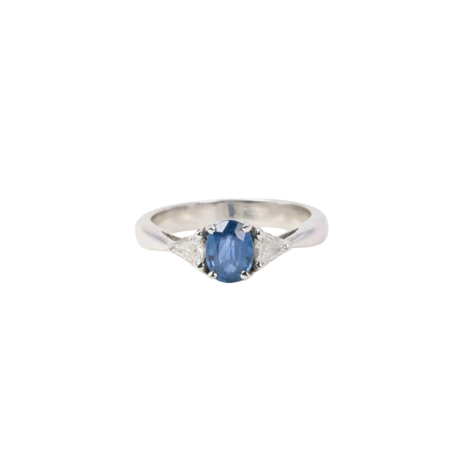 Bague trilogie en or, saphir ovale et diamants troïdia - Castafiore