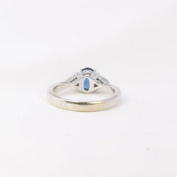 Bague trilogie en or, saphir ovale et diamants troïdia - Castafiore