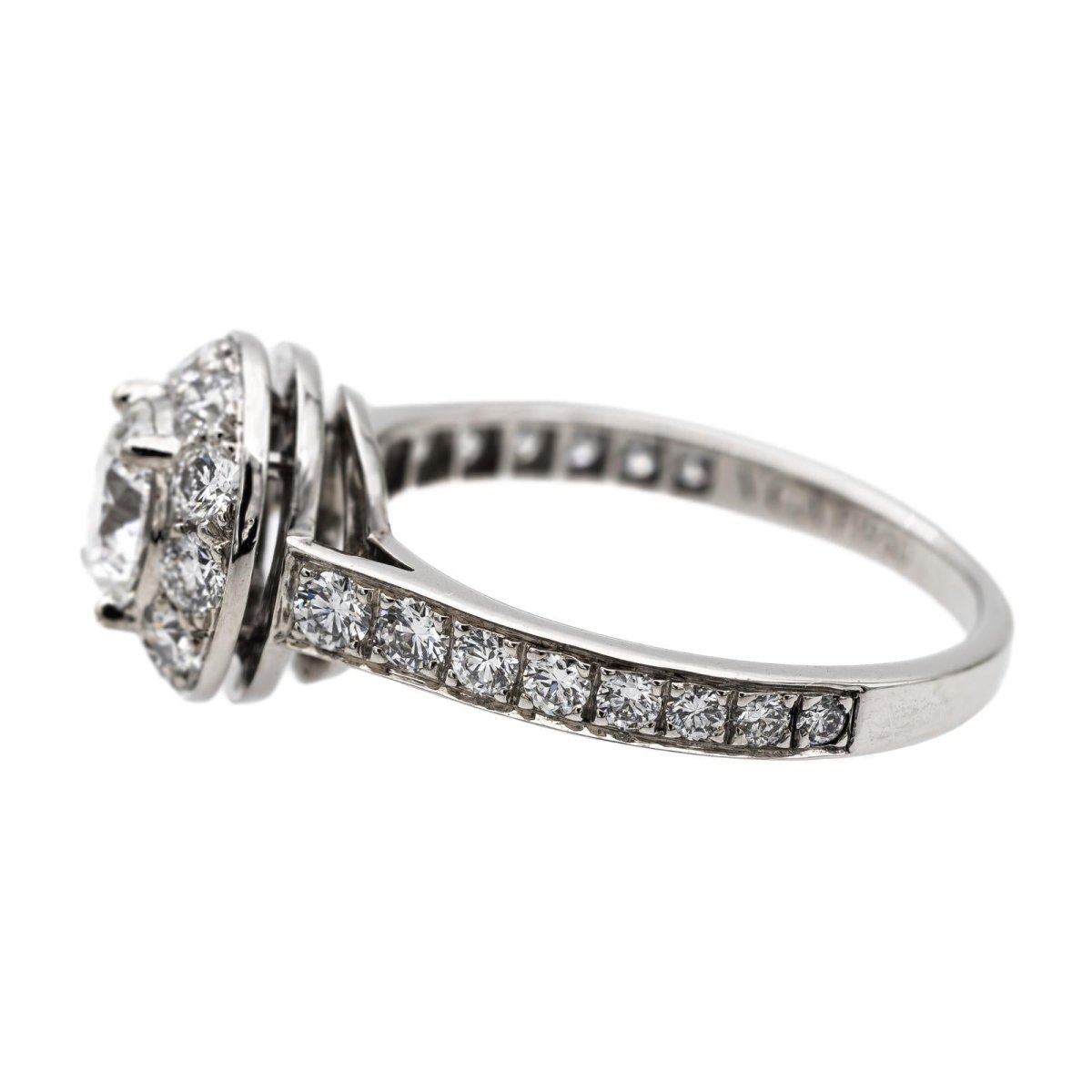 Bague VAN CLEEF & ARPELS en platine et diamants - Castafiore
