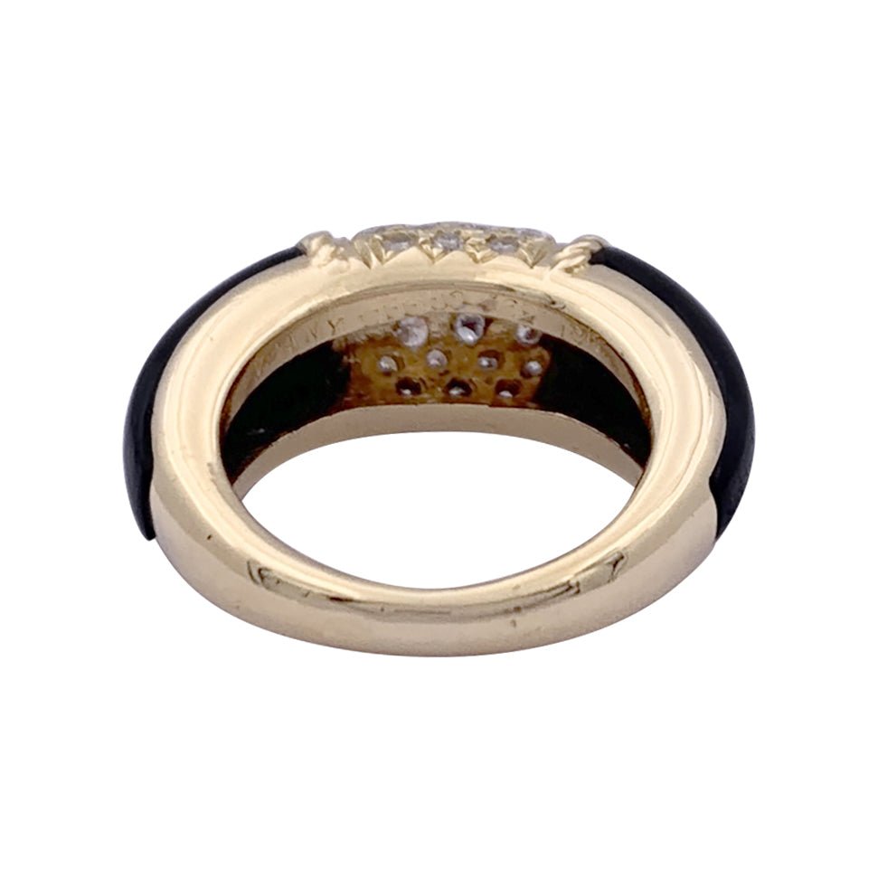 Bague VAN CLEEF & ARPELS "Philippine" en or jaune, onyx et diamants - Castafiore