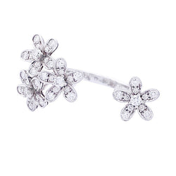 Bague VAN CLEEF & ARPELS "Socrate" en or blanc et diamants - Castafiore