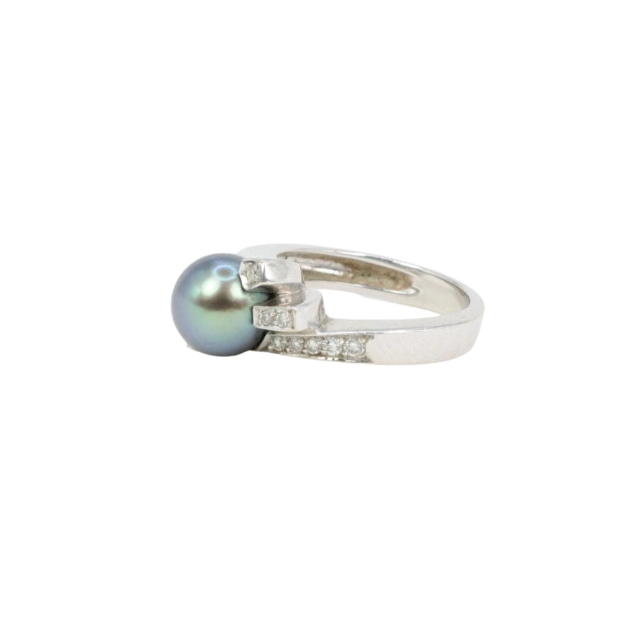 Bague vintage en or blanc, diamants et perle de Tahiti - Castafiore