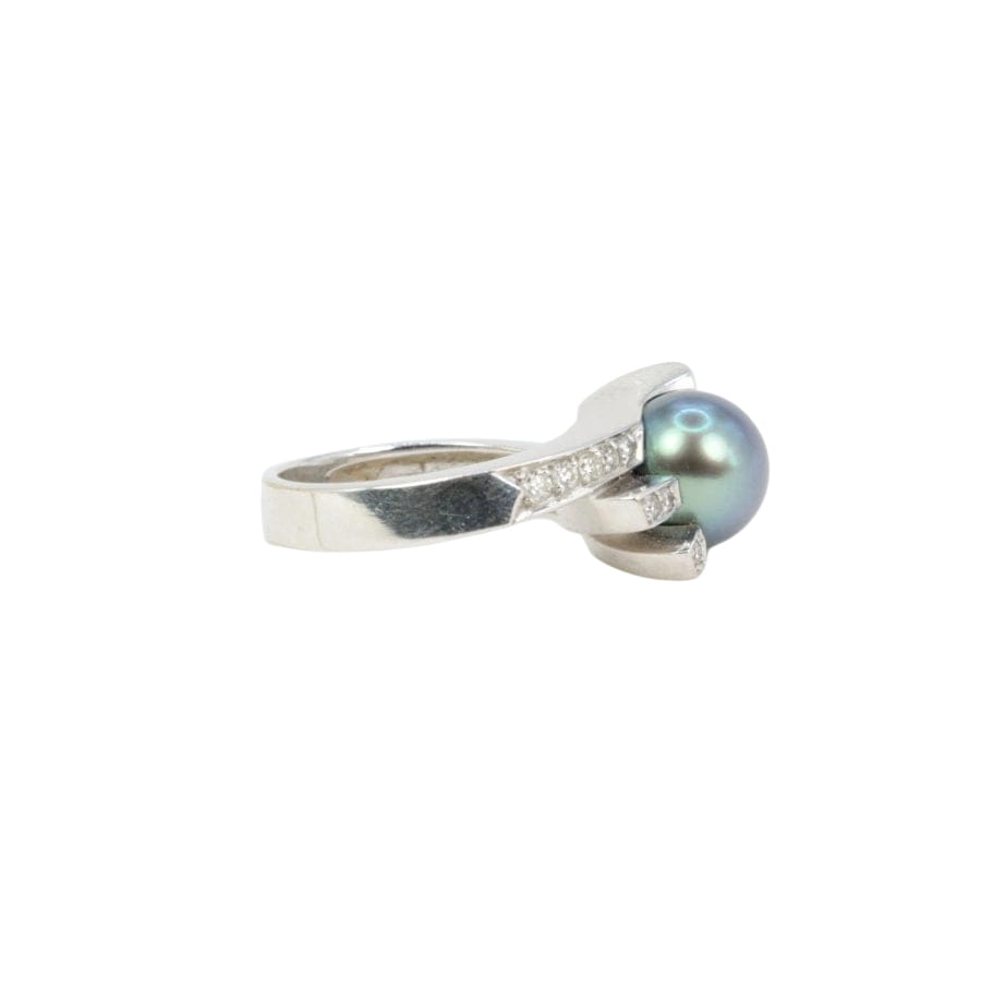 Bague vintage en or blanc, diamants et perle de Tahiti - Castafiore