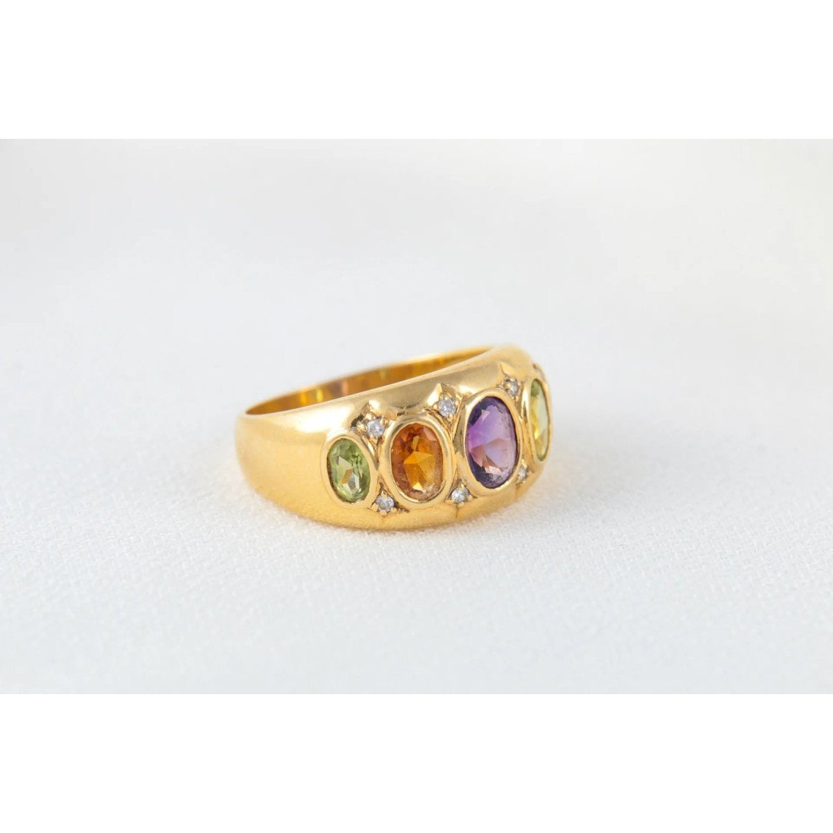 Bague Vintage en Or, Diamants et Pierres Fines - Castafiore