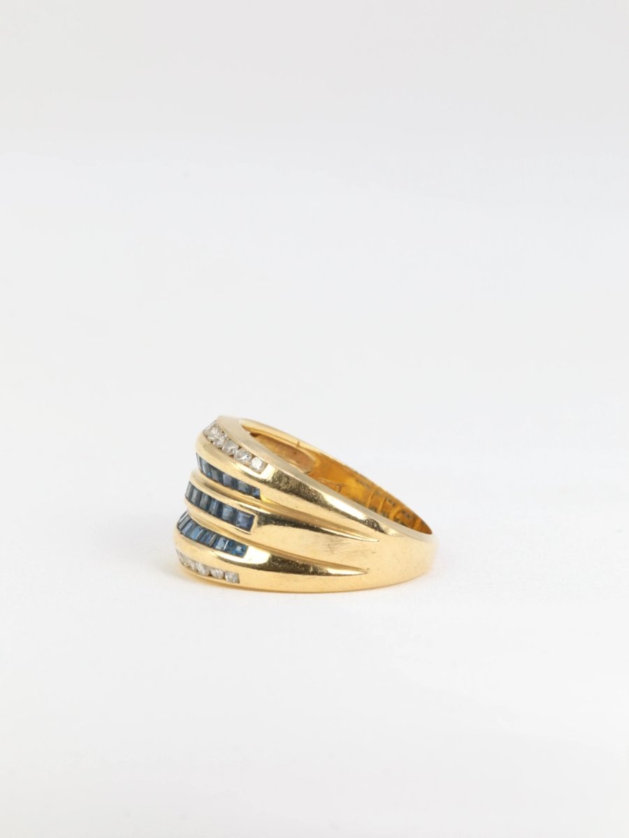 Bague vintage en or, saphirs et diamants - Castafiore