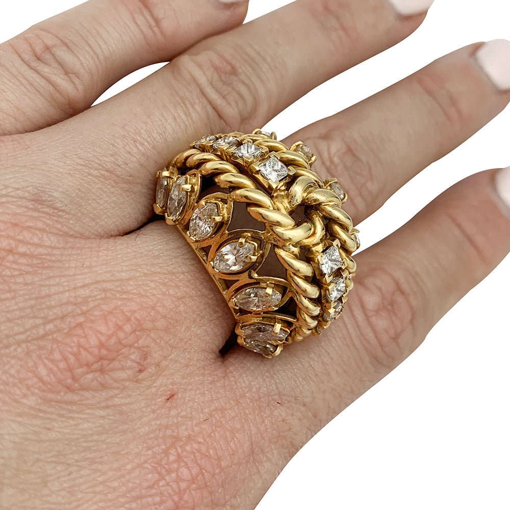 Bague vintage or jaune, diamants - Castafiore