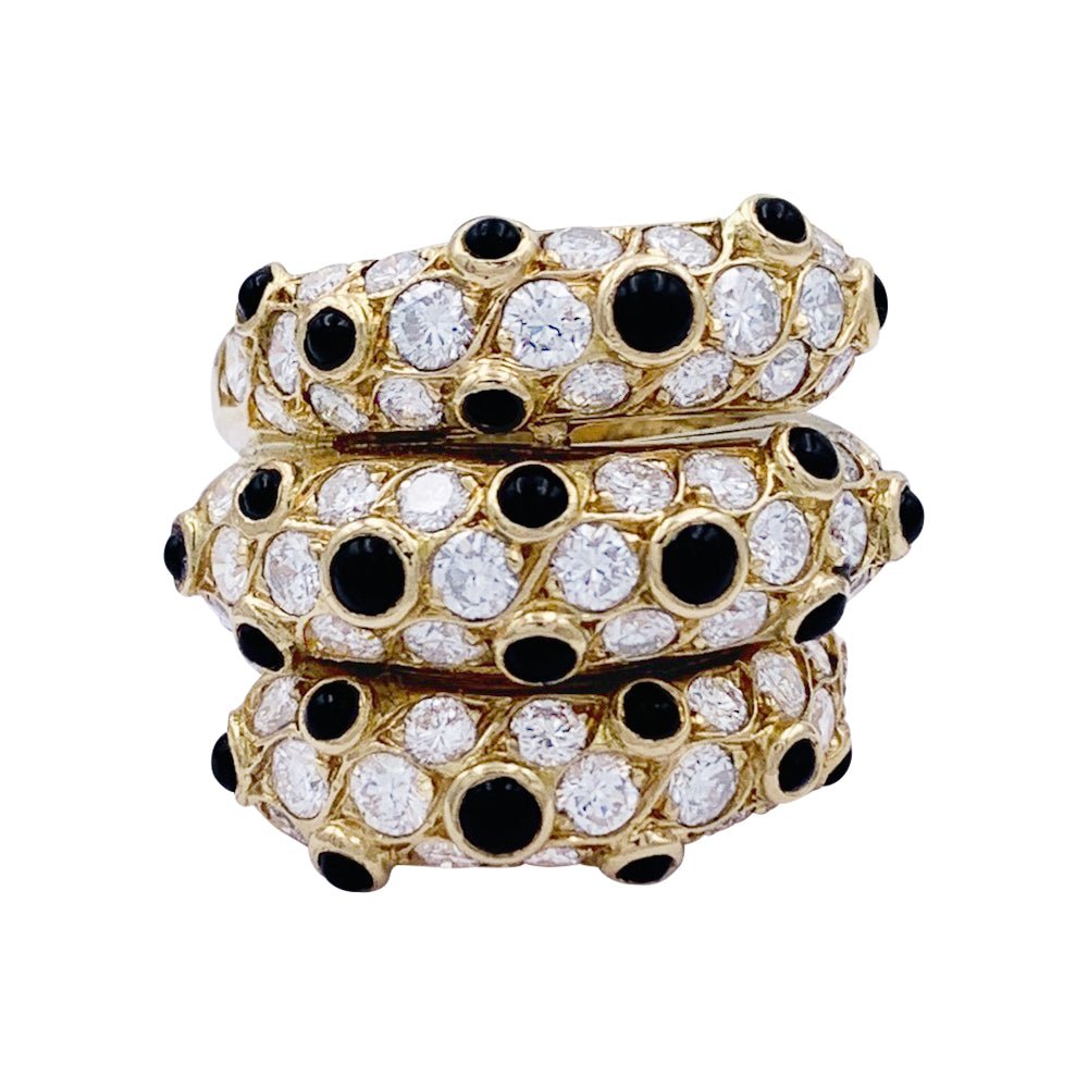 Bague vintage or jaune, diamants et onyx. - Castafiore