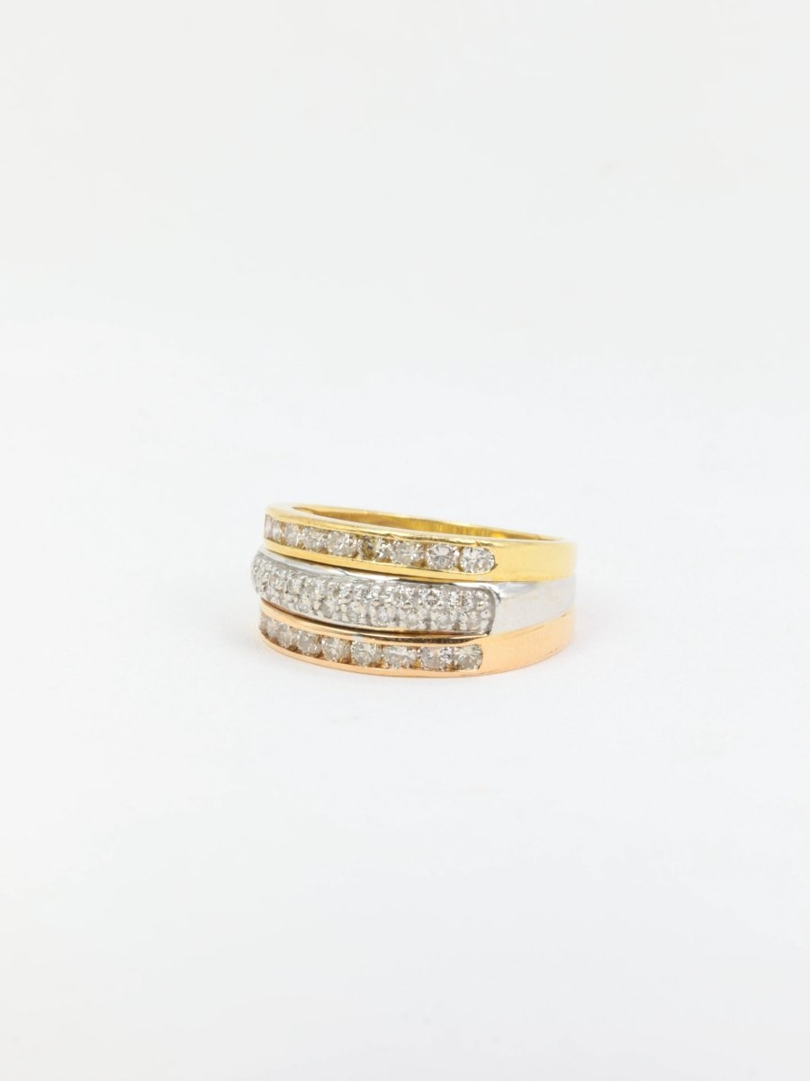 Bague vintage trois or et diamants - Castafiore