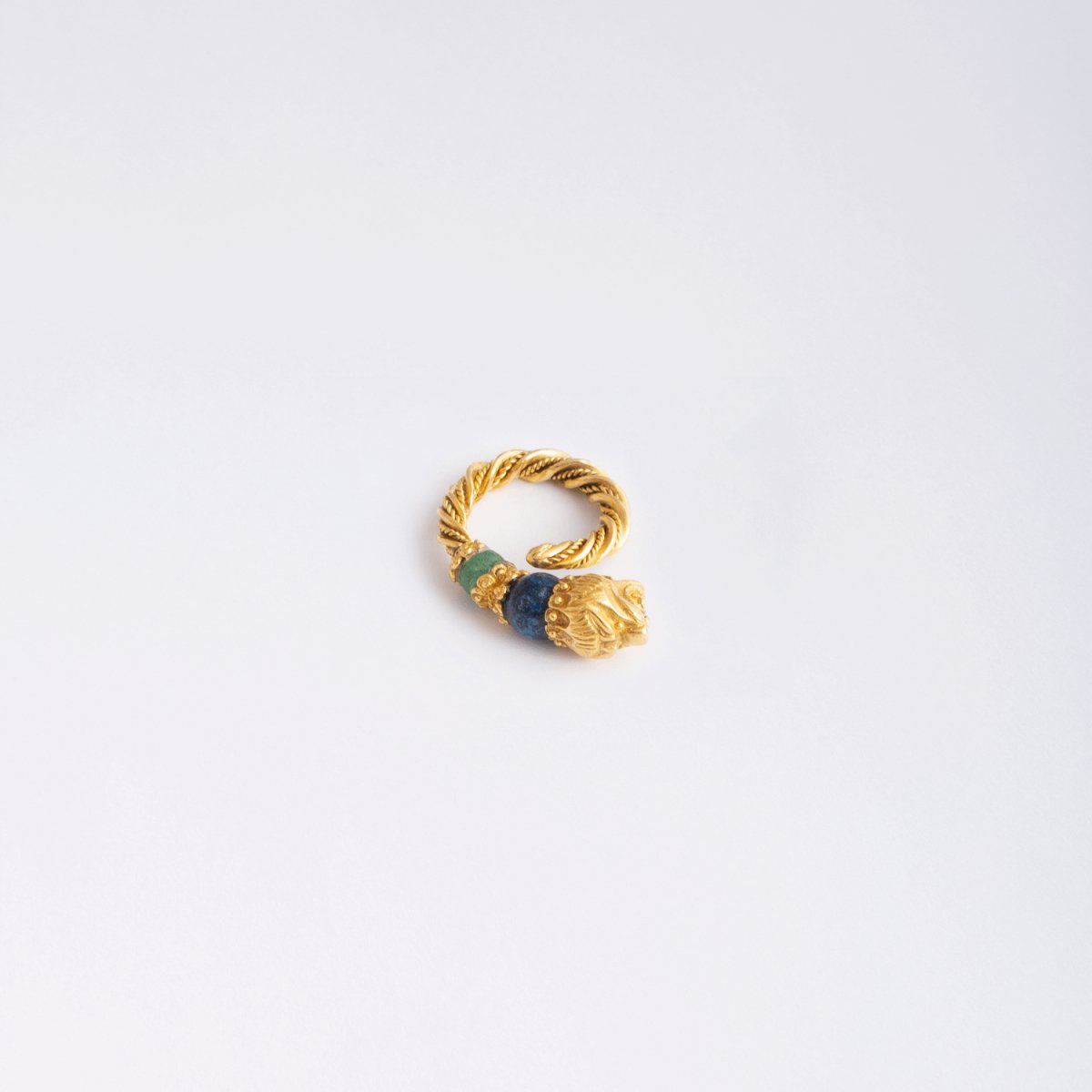 Bague ZOLOTAS en or jaune "lion" - Castafiore