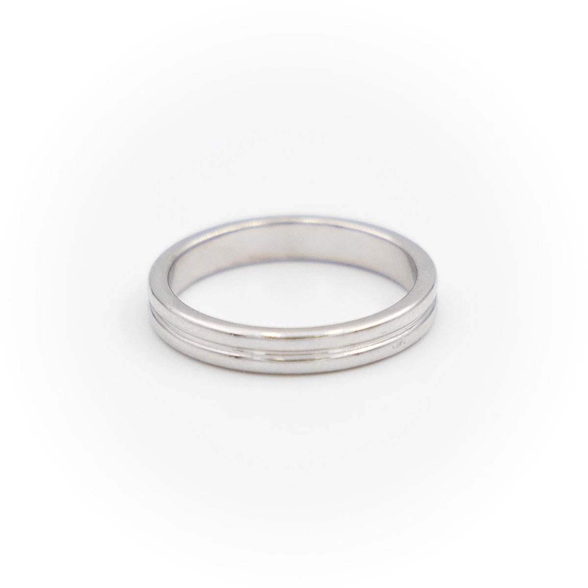 Boucheron Bague Alliance Godron Platine - Castafiore