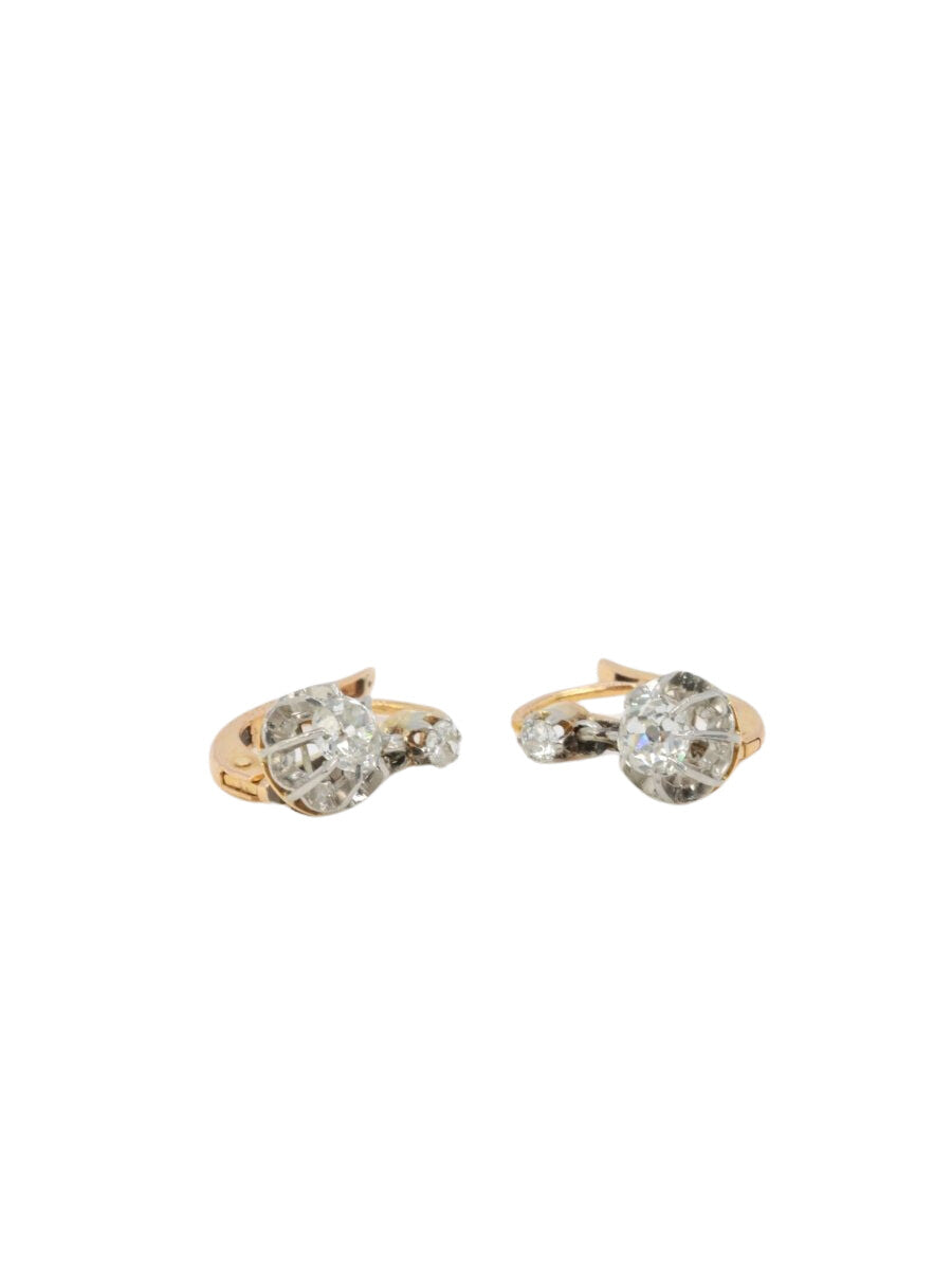 Boucle d’oreilles dormeuses anciennes en or, argent et diamants taille ancienne - Castafiore