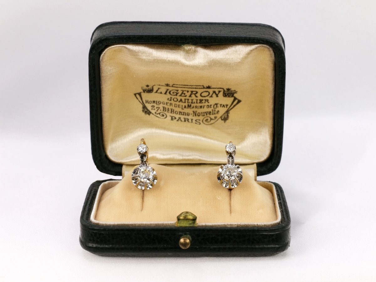 Boucle d’oreilles dormeuses anciennes en or, argent et diamants taille ancienne - Castafiore