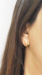 Boucles d'oreilles Alpa en or jaune, corail et diamants - Castafiore